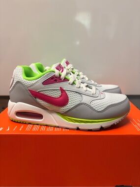 NIKE air max correlate